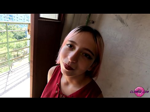 ❤️ د شاګرد حساسیت په بهر کې یو اجنبی سړی وخوري - د هغه په ​​مخ کې ❤️  ﹏